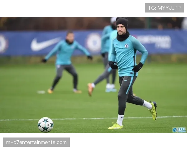 切尔西四连败陷入困境，少帅法布雷加斯从球星到名帅的转型之路